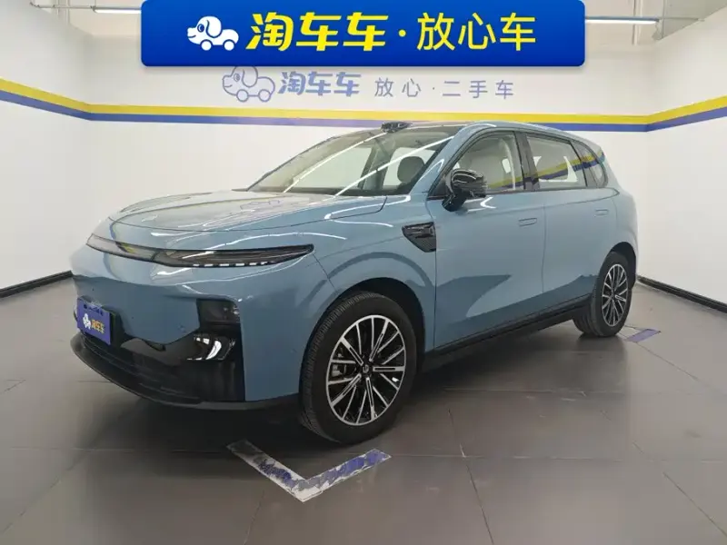 Leapmotor B10, 2025
