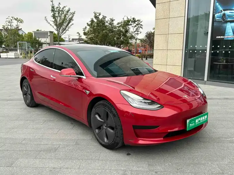 Tesla Model 3, 2020