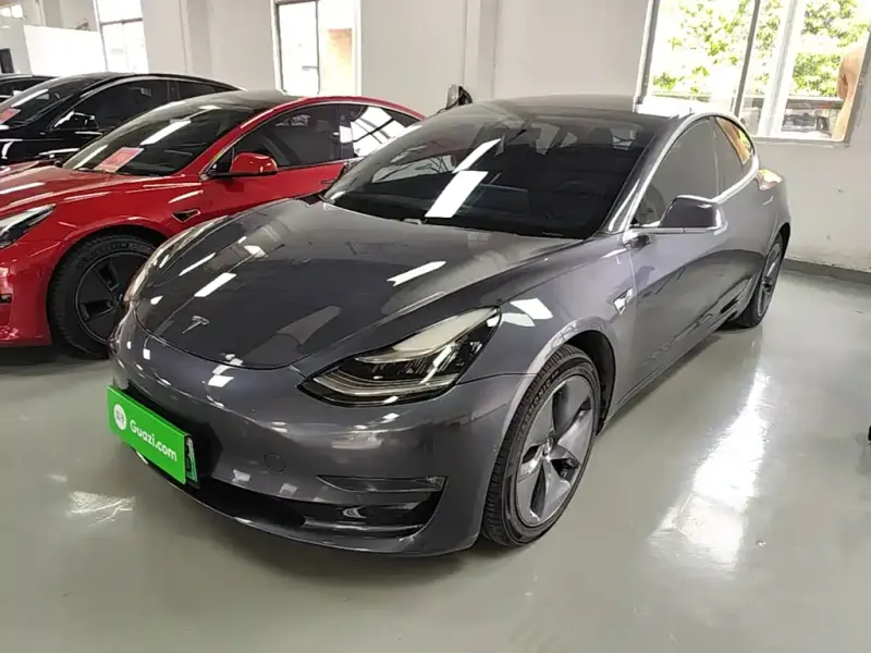 Tesla Model 3, 2019
