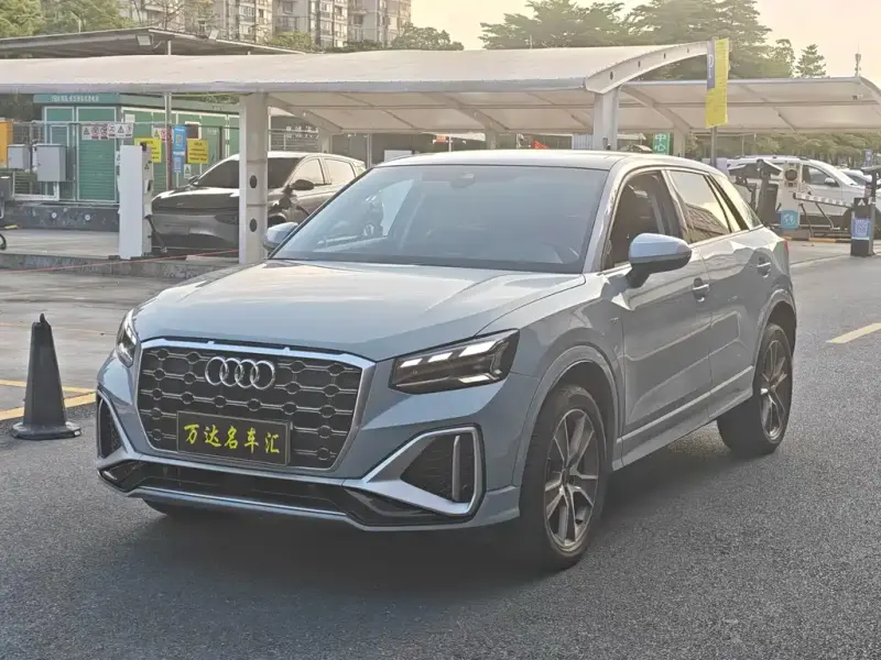 Audi Q2L, 2023