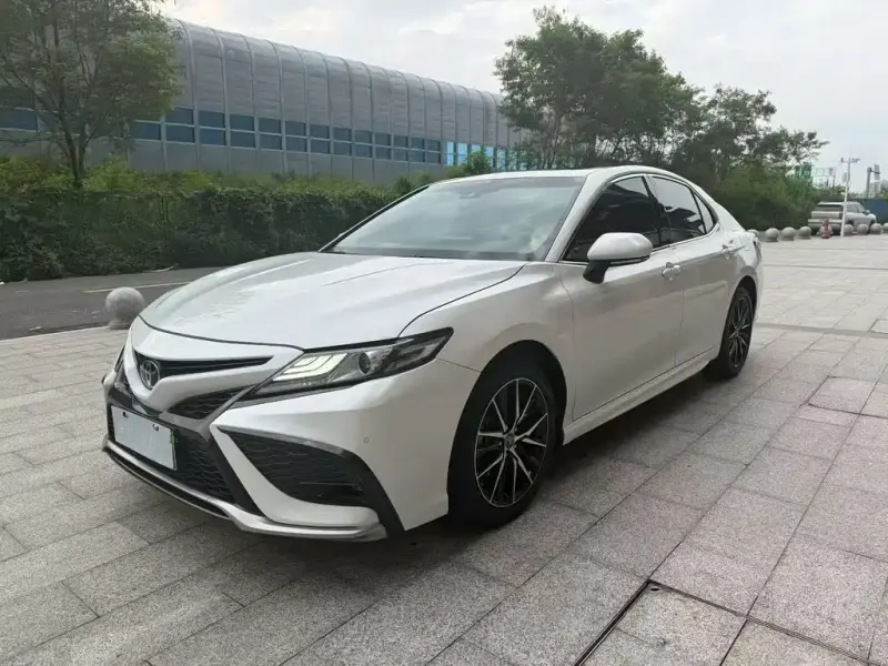 Toyota Camry, 2023