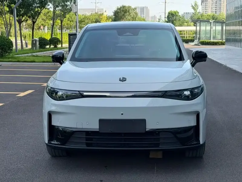 Leapmotor C10, 2025
