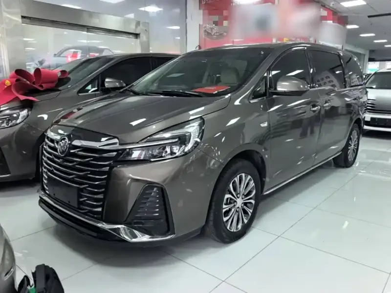 Buick GL8, 2023