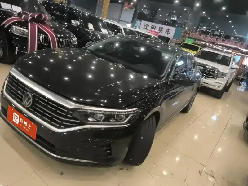Volkswagen Passat, 2023