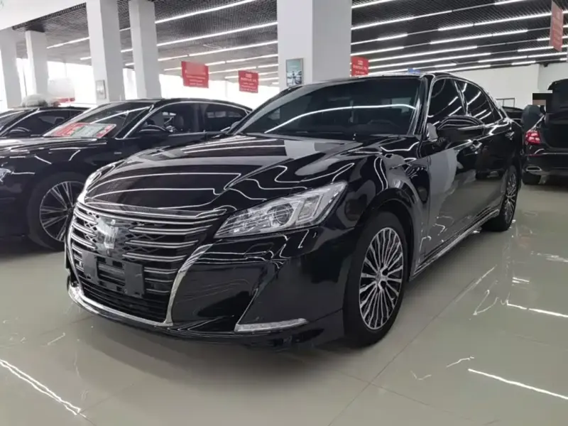 Toyota Crown, 2019
