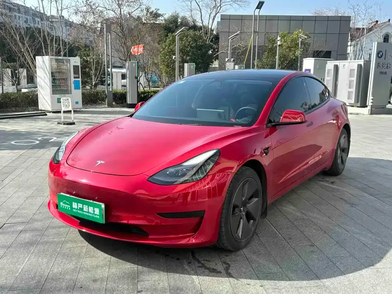 Tesla Model 3, 2021
