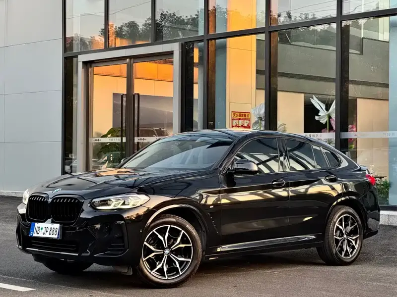 BMW X4, 2022