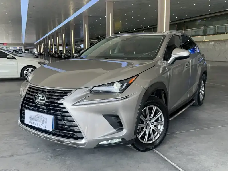 Lexus NX, 2019