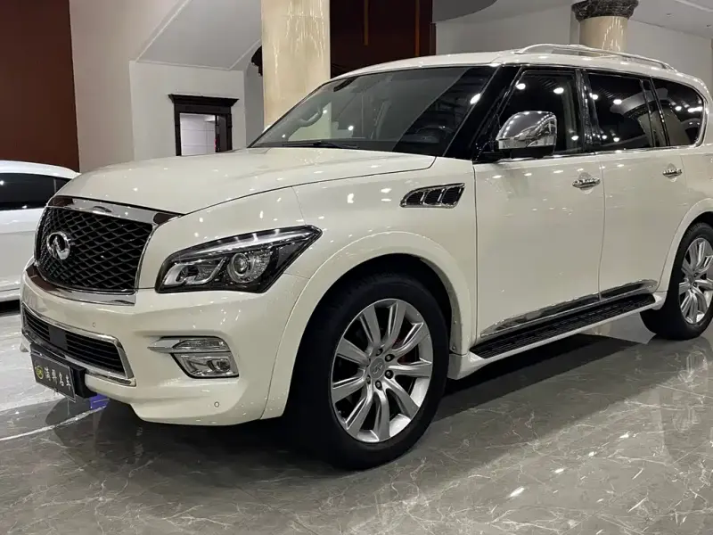 Infiniti QX80, 2015