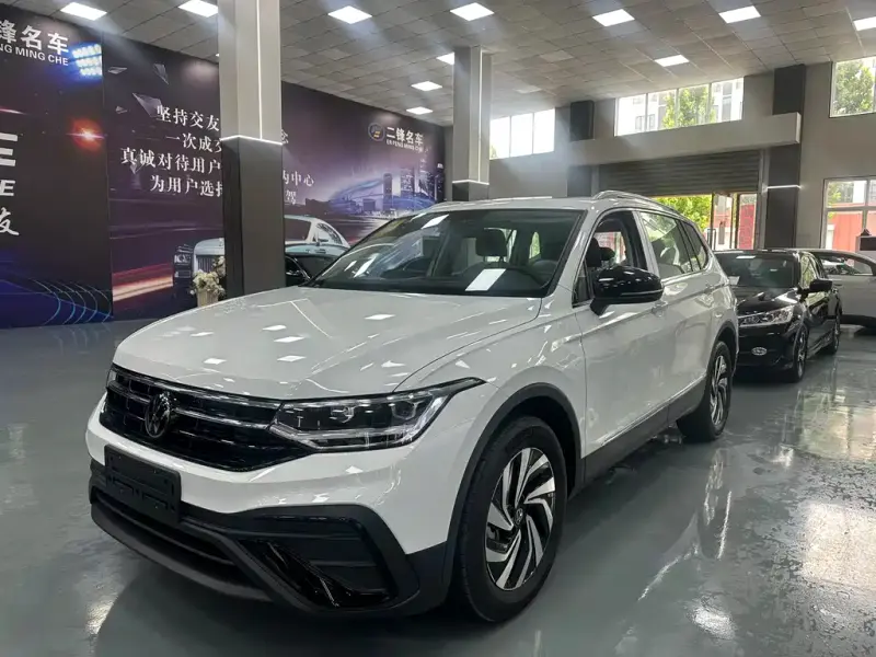 Volkswagen Tiguan L, 2026