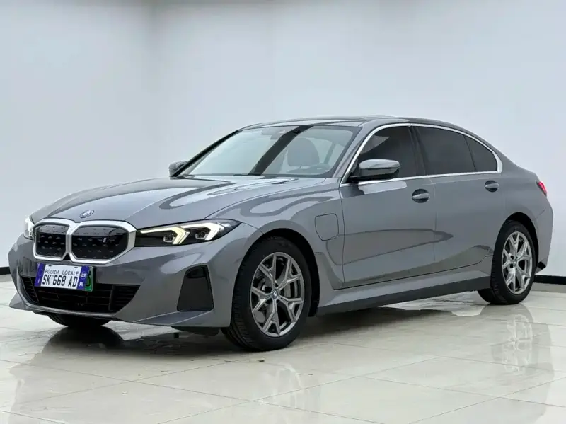 BMW i3, 2022