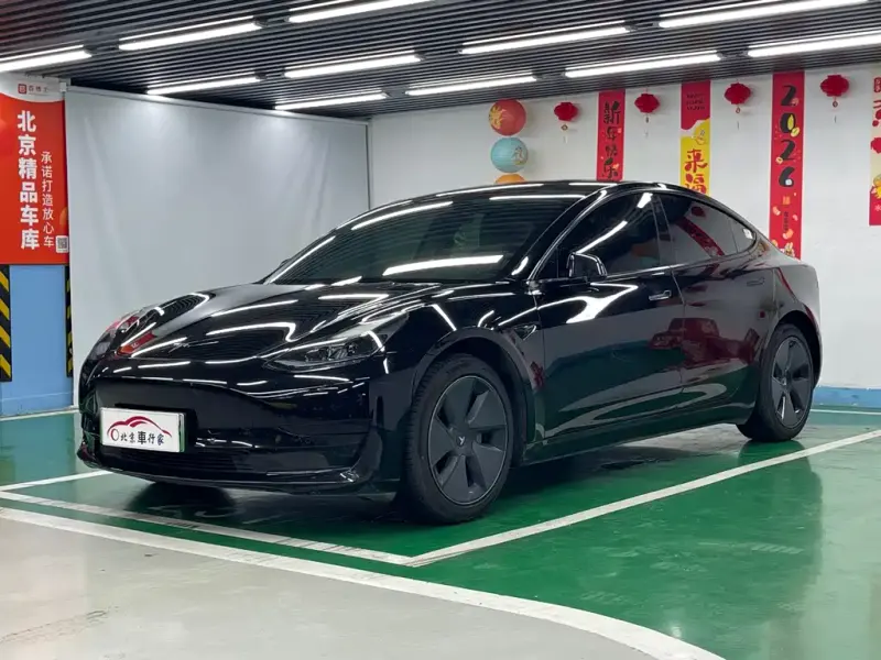 Tesla Model 3, 2023