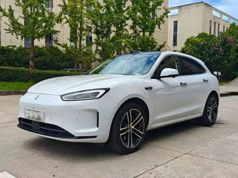 AITO M5, 2023