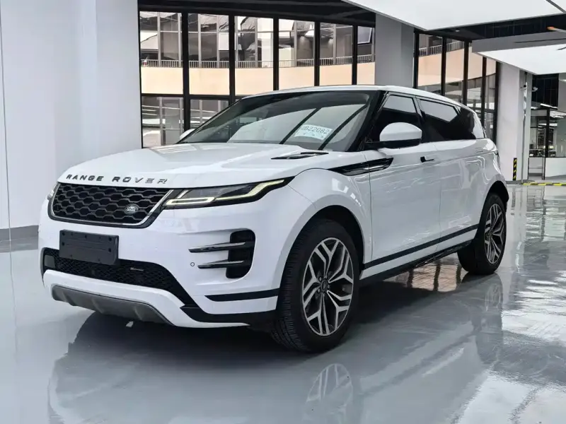 Land Rover Evoque, 2023 — фото 1