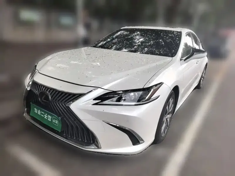 Lexus ES, 2018