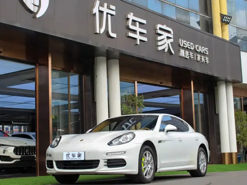 Porsche Panamera Hybrid, 2015 — фото 1