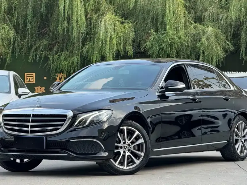 Mercedes-Benz E-Class, 2020 — фото 1