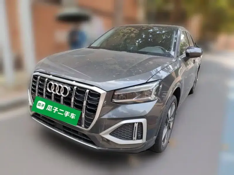 Audi Q2L, 2023