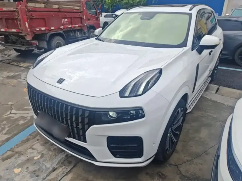 Lynk & Co 09 EM-P, 2023