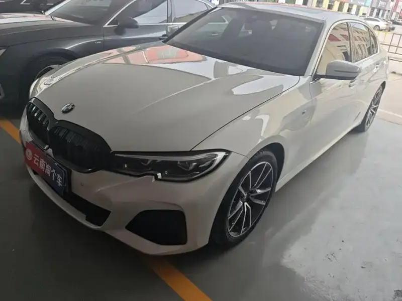 BMW 3 Series, 2022