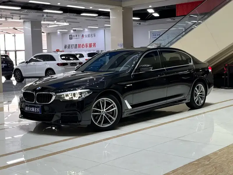 BMW 5 Series, 2020