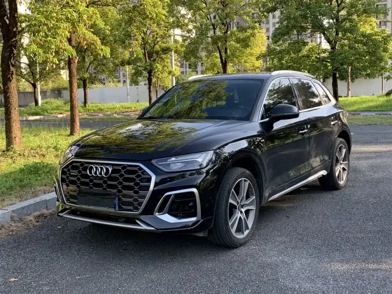 Audi Q5L, 2021
