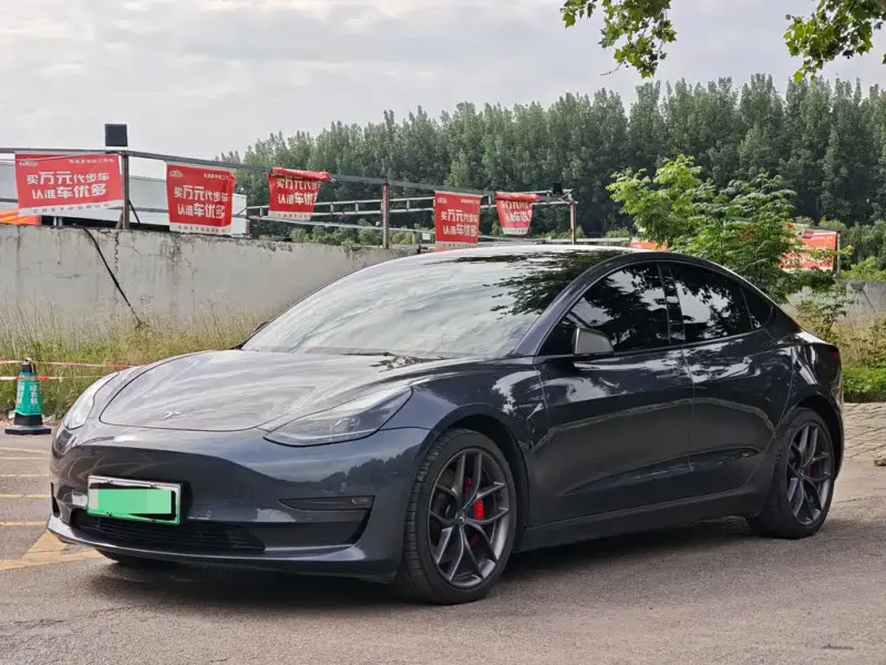 Tesla Model 3, 2023