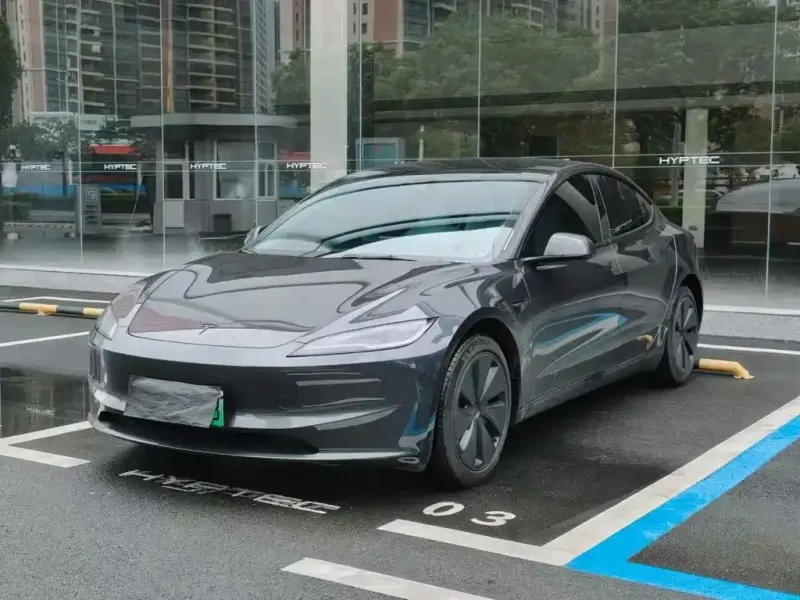 Tesla Model 3, 2024