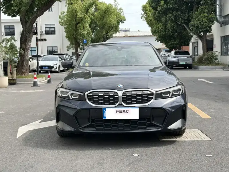 BMW 3 Series, 2023