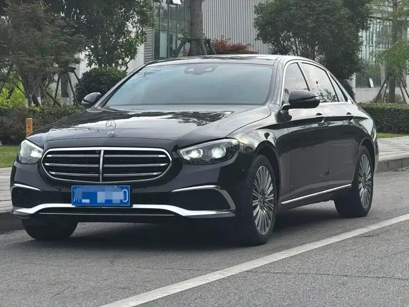 Mercedes-Benz E-Class, 2020 — фото 1