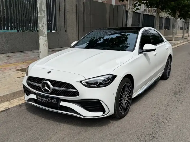 Mercedes-Benz C-Class, 2025