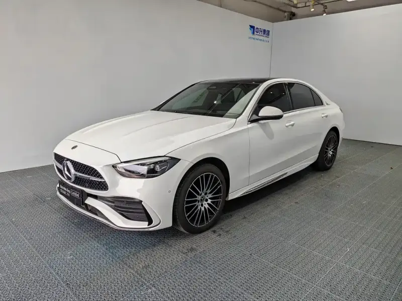 Mercedes-Benz C-Class, 2025