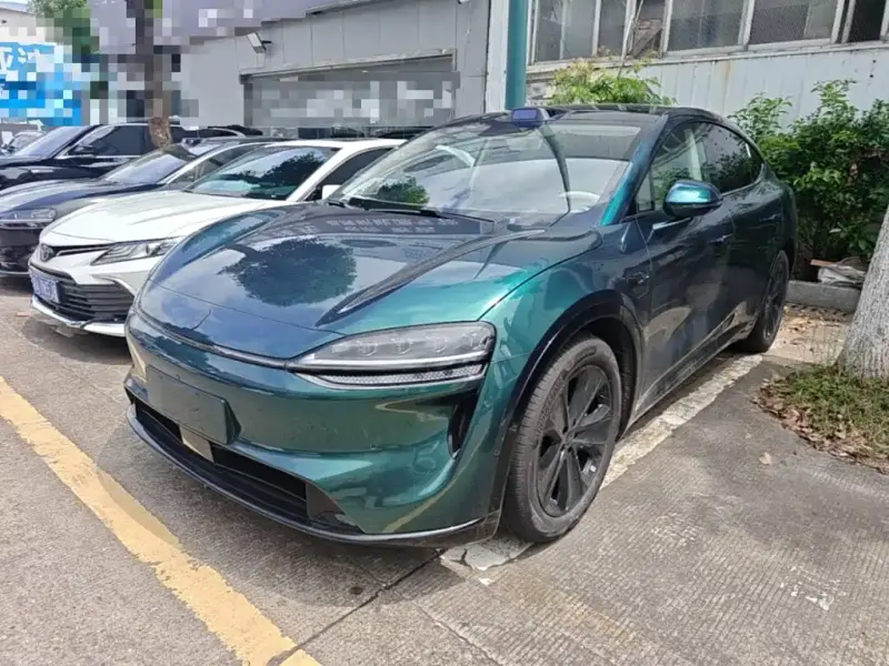 Luxeed Zhijie R7, 2025