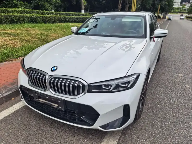 BMW 3 Series, 2023