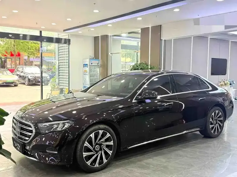 Mercedes-Benz E-Class, 2023