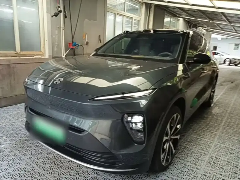 NIO ES8, 2023