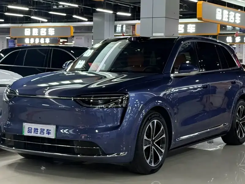 AITO M7, 2025