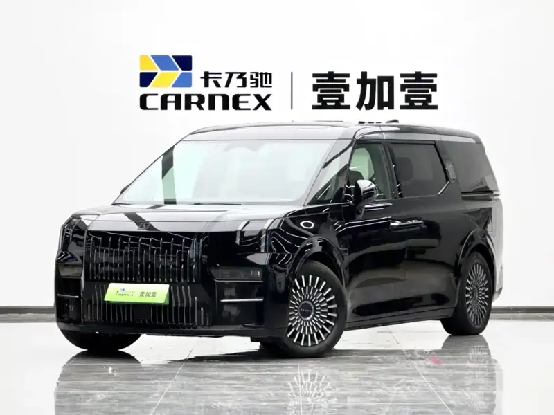 Zeekr 009, 2023