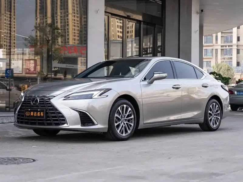 Lexus ES, 2026