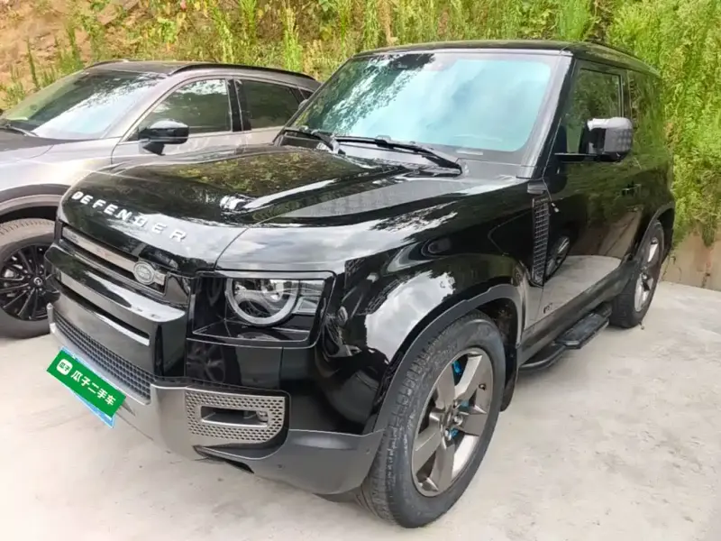 Land Rover Defender, 2021