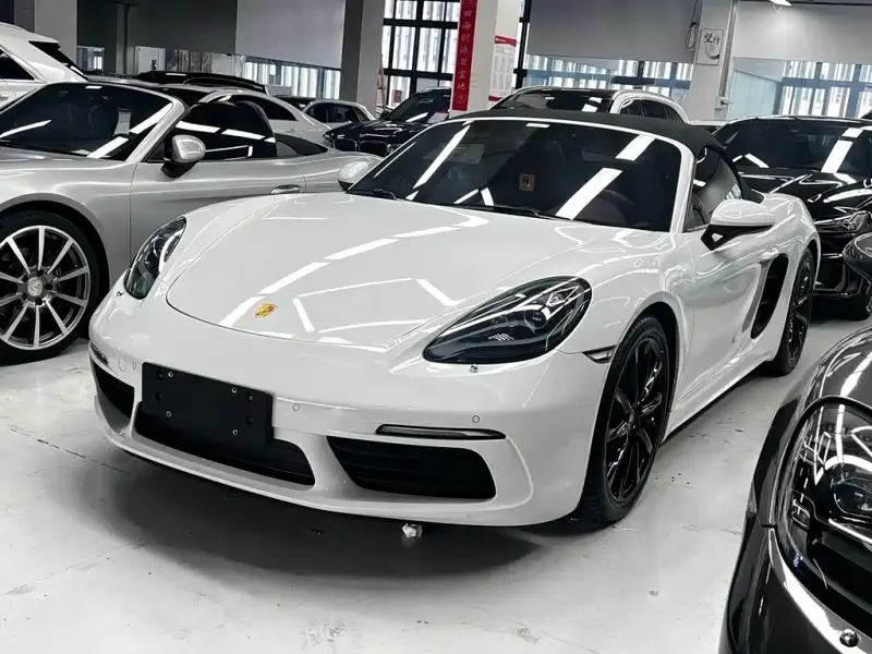 Porsche 718, 2023