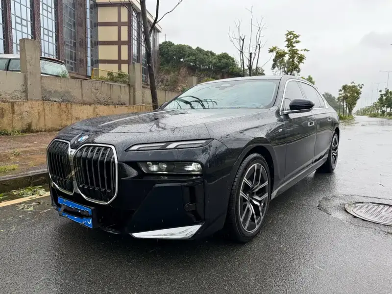 BMW 7 Series, 2024