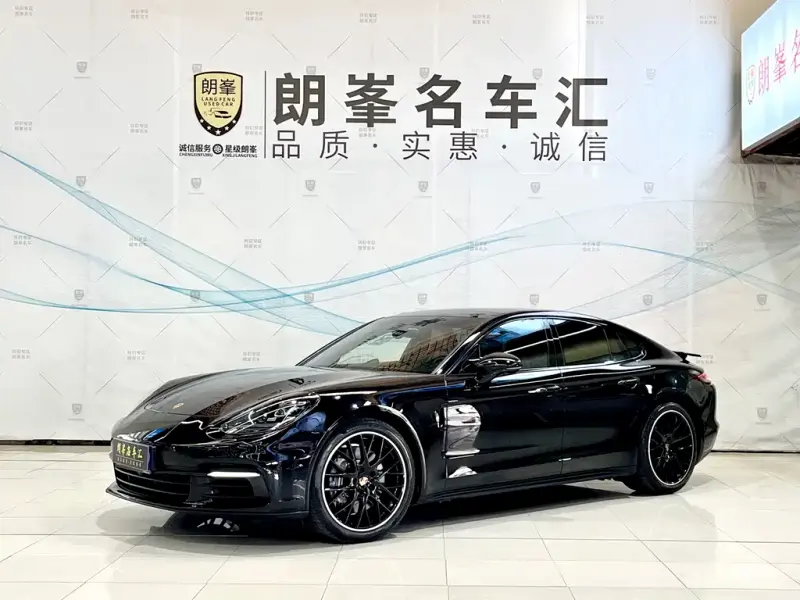Porsche Panamera, 2018