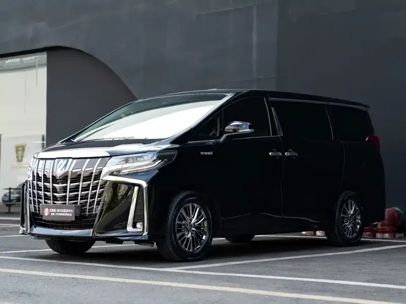 Toyota Alphard, 2023