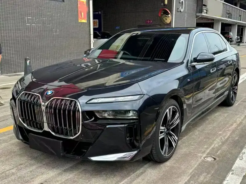 BMW 7 Series, 2025