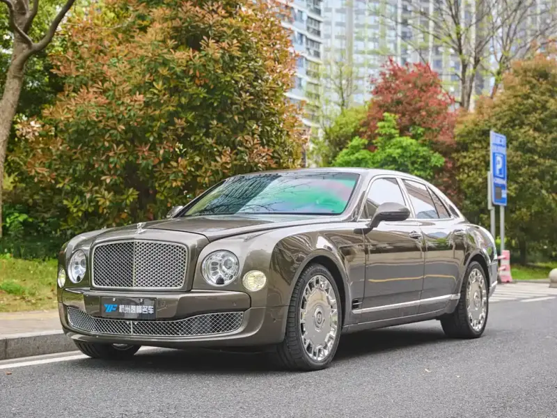 Bentley Mulsanne, 2013