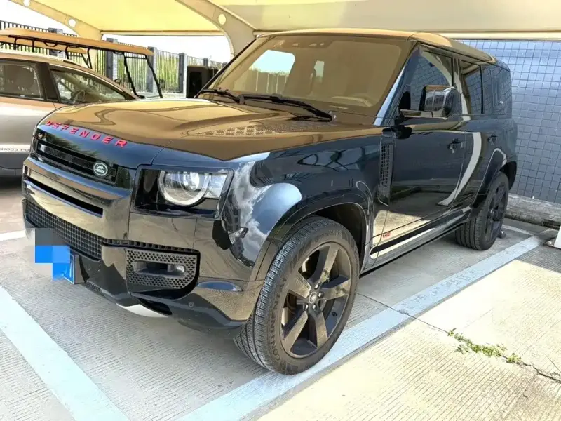 Land Rover Defender, 2025