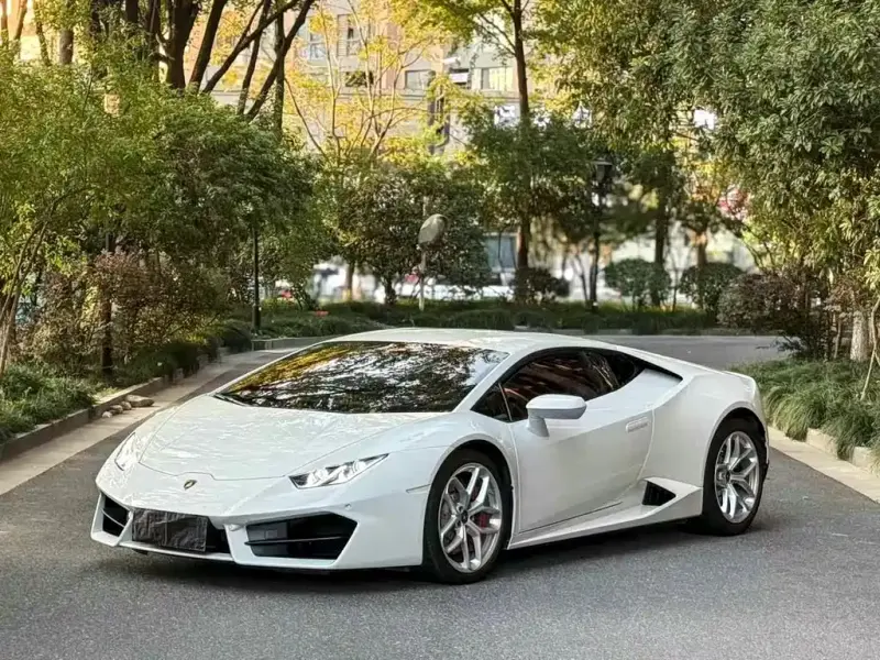 Lamborghini Huracán, 2014
