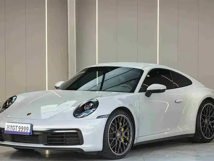 Porsche 911, 2023