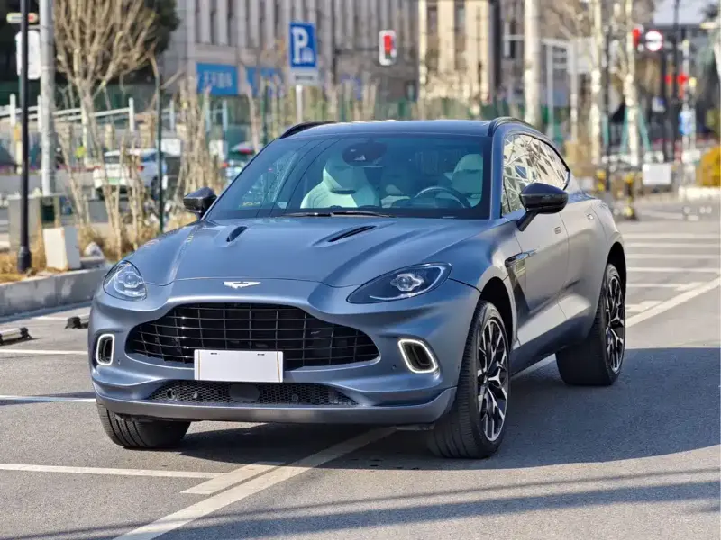 Aston Martin DBX, 2021
